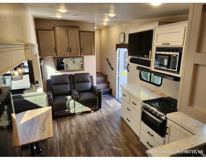 2024 Jayco Eagle HT 29DDB Fifth Wheel at Interstate RV Sales & Service, Inc. STOCK# 1589 Photo 7