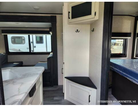 2023 Jayco Jay Feather 27BHB Travel Trailer at Interstate RV Sales & Service, Inc. STOCK# 1564 Photo 3