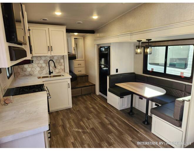 2024 Jayco Eagle HT 29DDB Fifth Wheel at Interstate RV Sales & Service, Inc. STOCK# 1589 Photo 4